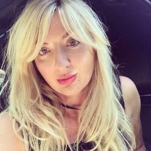 Meet your Posher, Yelena